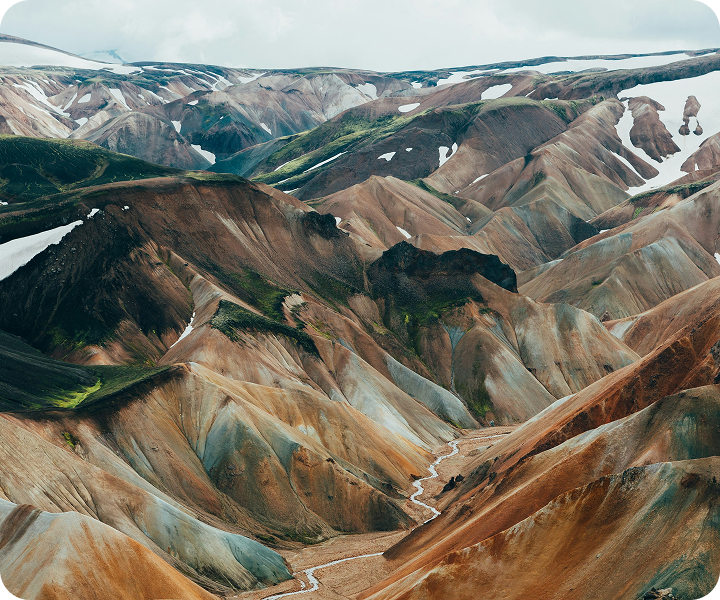 Mountain landscape visual insights